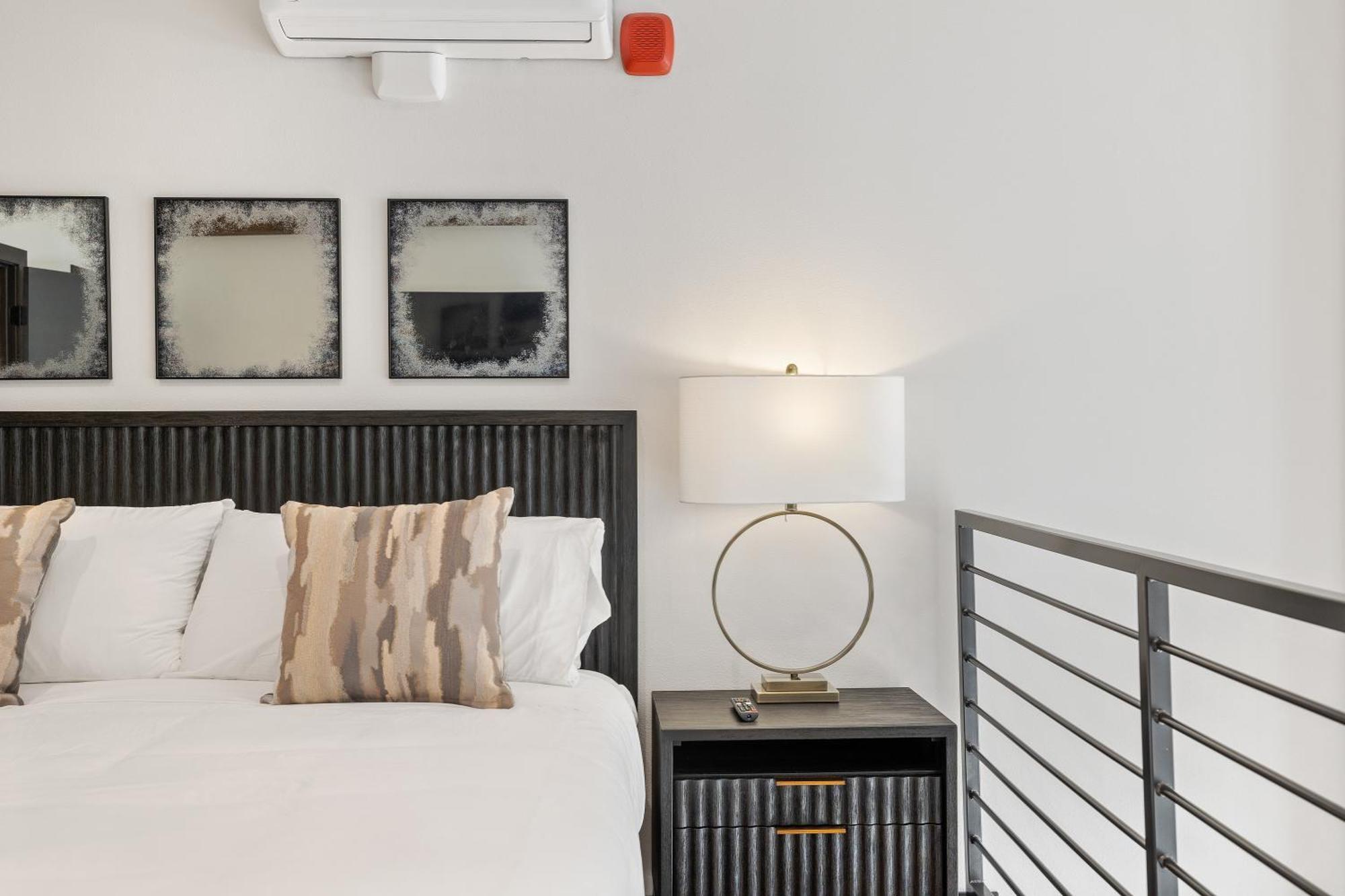 Апартаменты Mcgregor & Main - Luxury Lofts Хилл-Сити Экстерьер фото