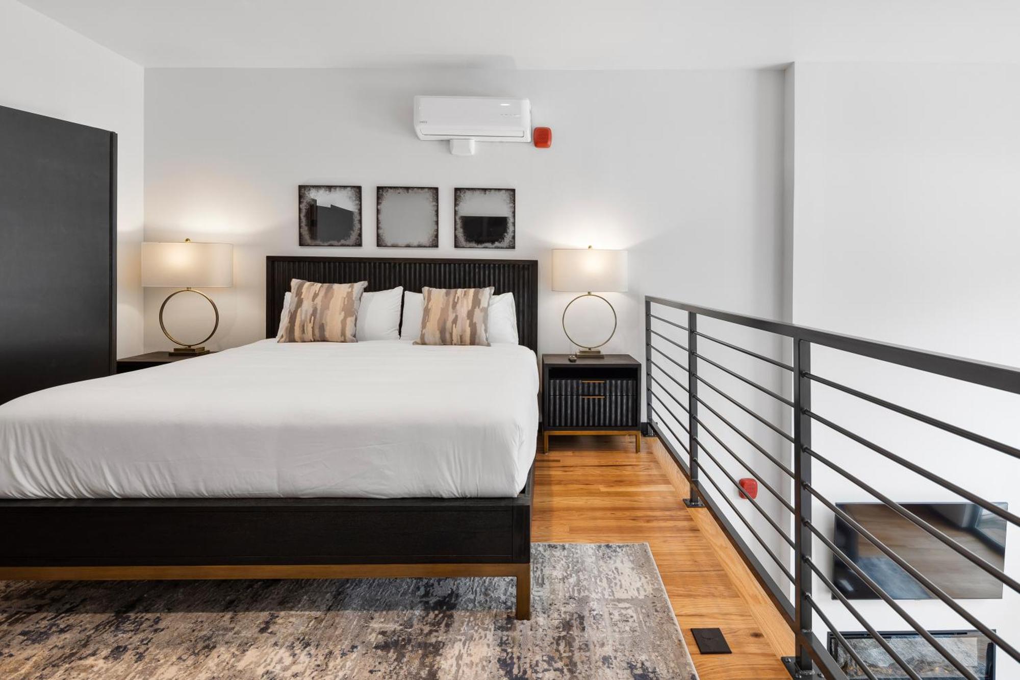 Апартаменты Mcgregor & Main - Luxury Lofts Хилл-Сити Экстерьер фото