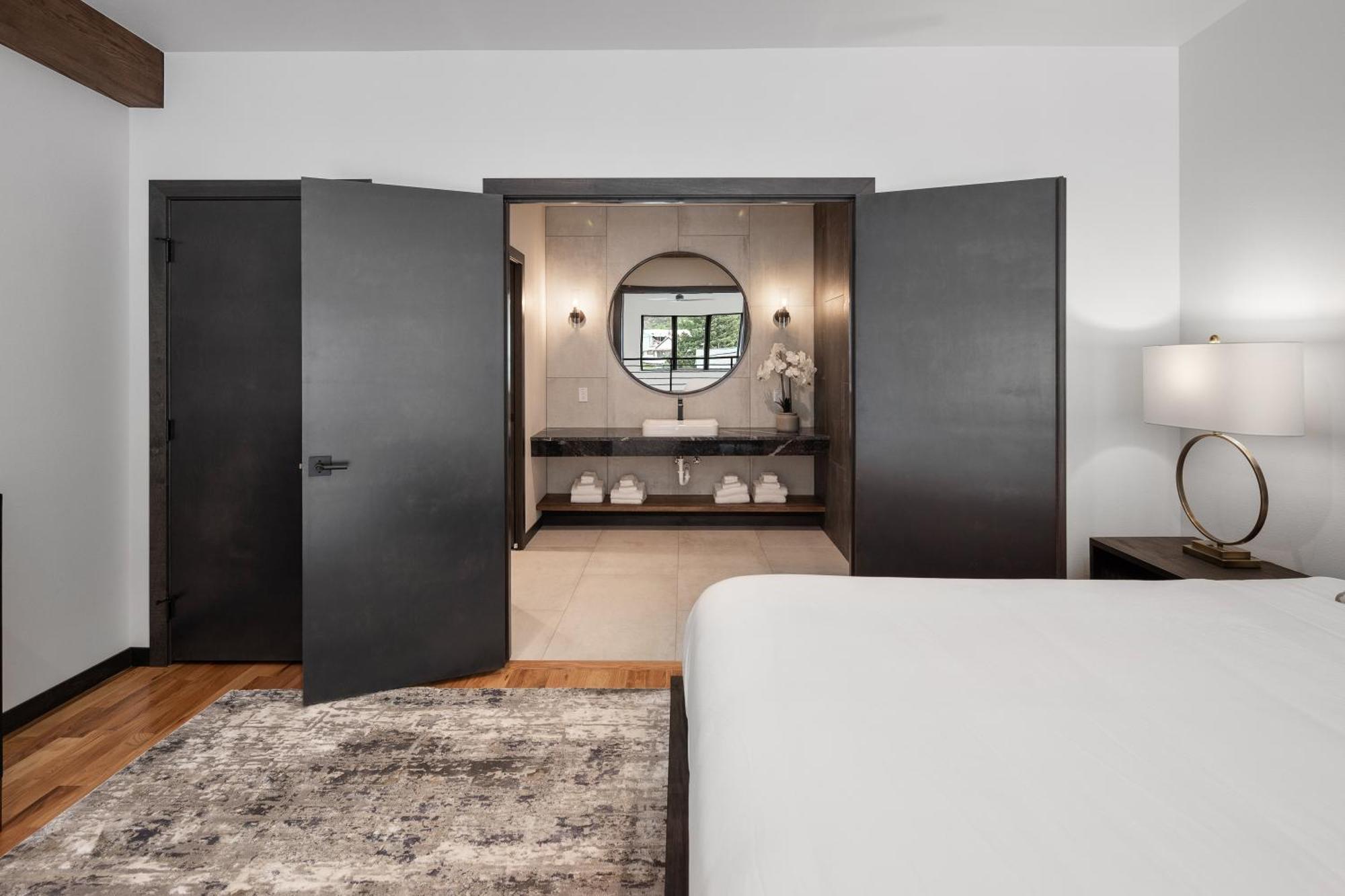 Апартаменты Mcgregor & Main - Luxury Lofts Хилл-Сити Экстерьер фото