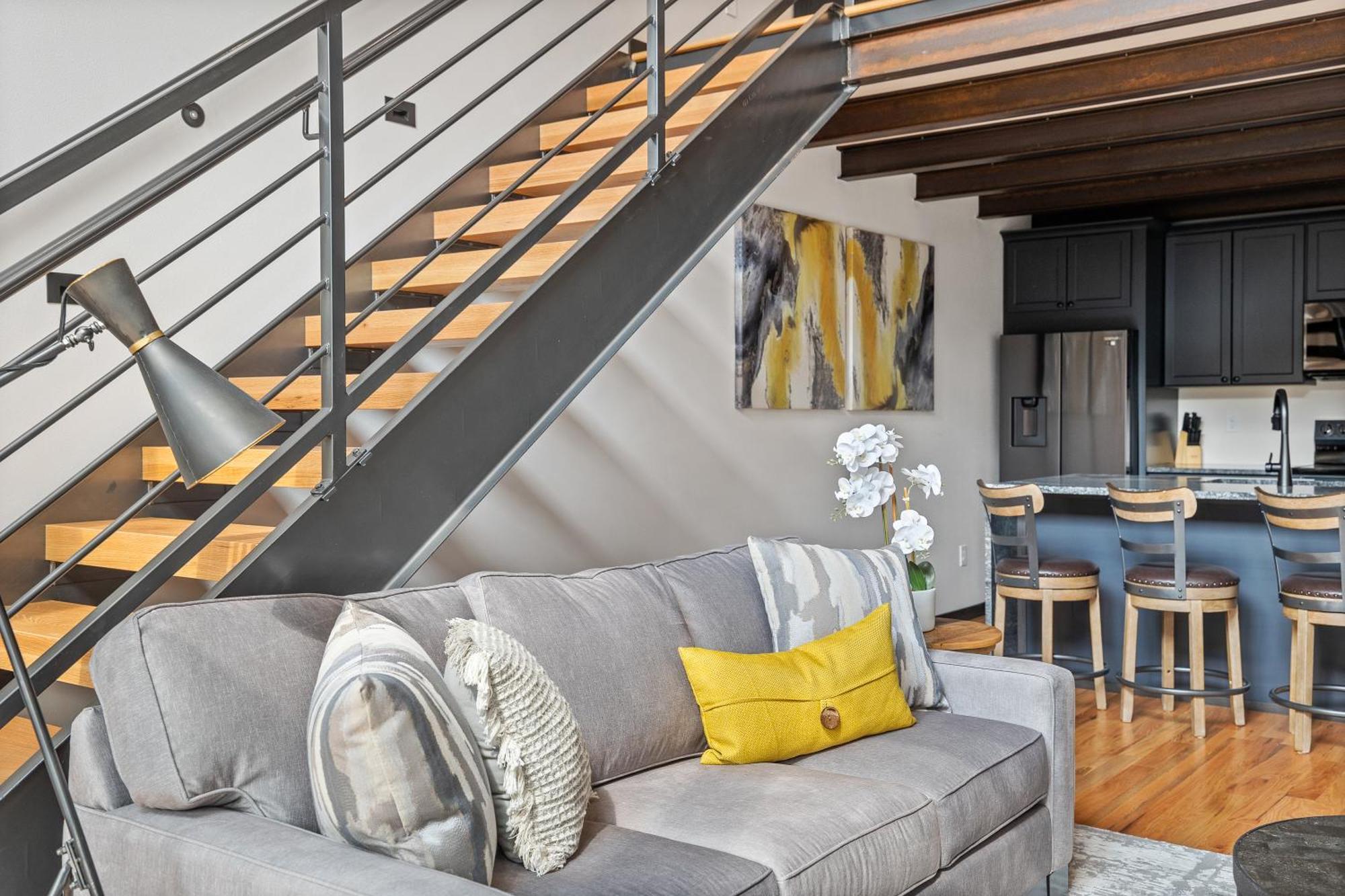 Апартаменты Mcgregor & Main - Luxury Lofts Хилл-Сити Экстерьер фото